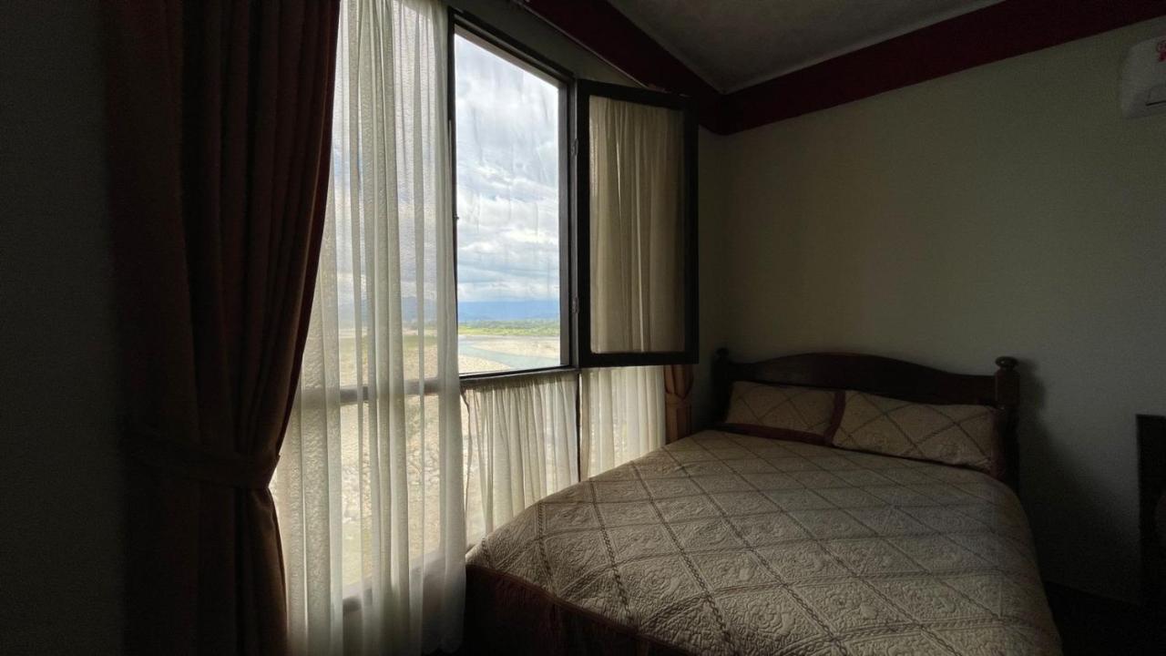 Hotel Puerto Selva Villa Tunari Εξωτερικό φωτογραφία